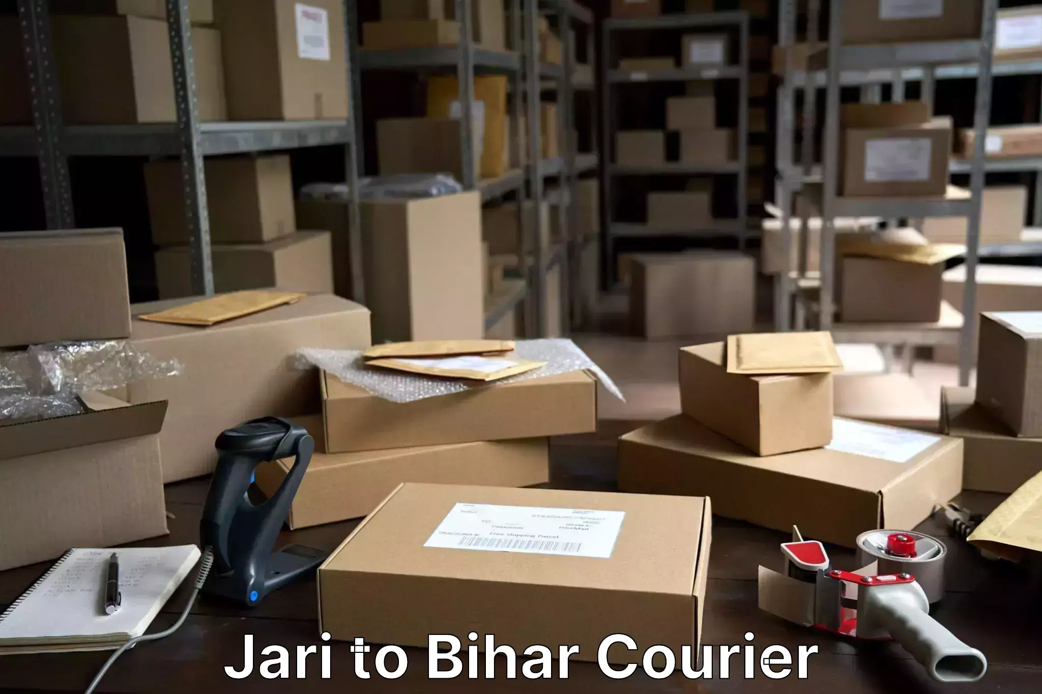 Flexible luggage courier service Jari to Lakhisarai
